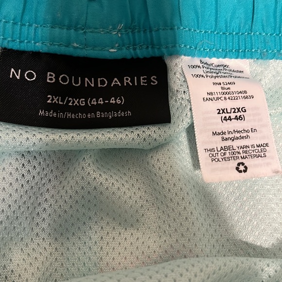 2 Pair of Mens XXL Swim Trunks with stylish patterns - Picture 4 of 8